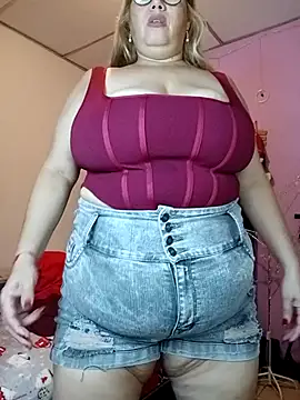 EllisW8 online show from December 21, 11:12 am