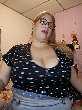 EllisW8 online show from December 14, 11:38 am