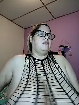 EllisW8 online show from March 16, 11:07 pm