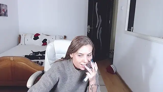 evamaria2024 online show from October 21, 10:14 am