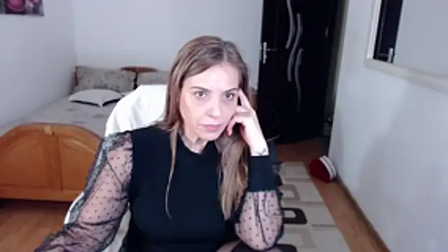 evamaria2024 online show from November 28, 10:15 am