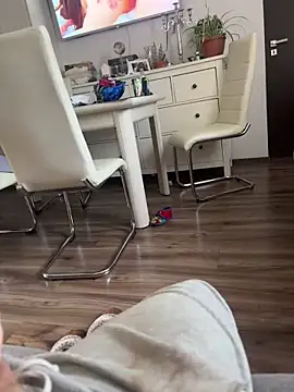 Aronn4 online show from February 13, 12:27 pm