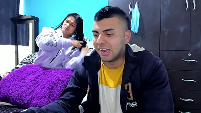 2ScarletandRyan8 online show from October 1, 11:47 am