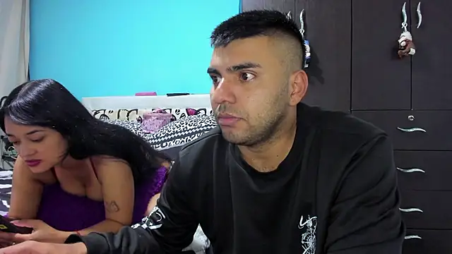 2ScarletandRyan8 online show from March 11, 9:58 am