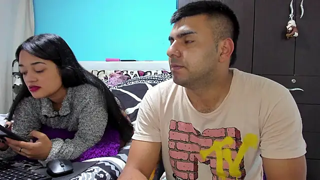 2ScarletandRyan8 online show from March 3, 10:00 am