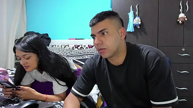 2ScarletandRyan8 online show from February 28, 10:04 am