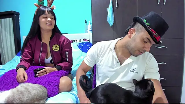 2ScarletandRyan8 online show from December 19, 10:06 am