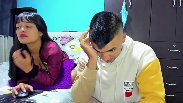 2ScarletandRyan8 online show from November 21, 10:03 am