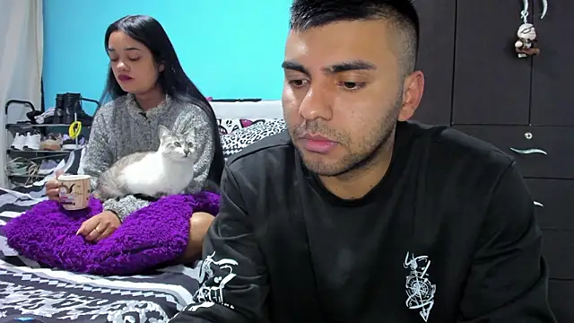 2ScarletandRyan8 online show from March 13, 9:58 am