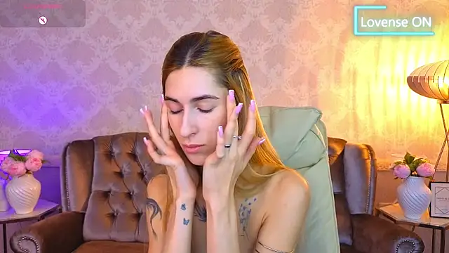 Sexy Lava online show from November 10, 7:13 am