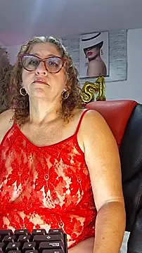 Snapshot of evelin_hott chatting on October 4, 2:46 am evelin hott online show from October 4, 2:46 am