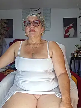 evelin hott online show from February 16, 1:26 am