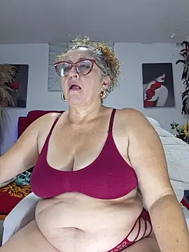 evelin hott online show from February 7, 4:31 am