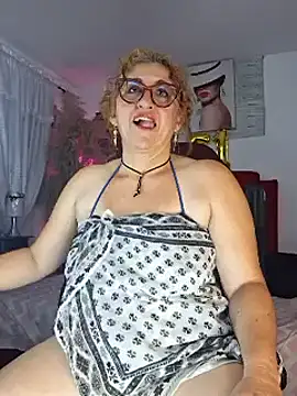Snapshot of evelin_hott chatting on March 2, 2:08 am evelin hott online show from March 2, 2:08 am