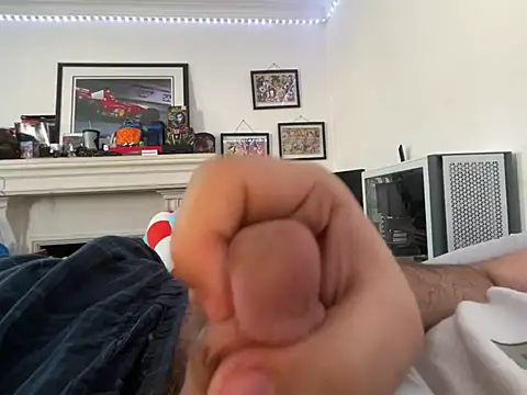 HardlyaBrigade online show from February 8, 2:48 pm