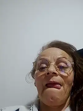 asleycavta online show from November 15, 3:54 am