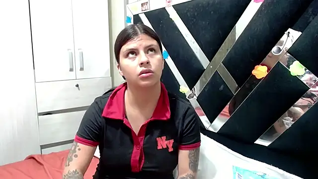 Snapshot of katery_wok11 chatting on June 11, 11:35 pm katery wok11 online show from June 11, 11:35 pm