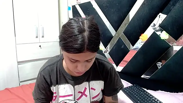 Snapshot of katery_wok11 chatting on June 18, 10:15 pm katery wok11 online show from June 18, 10:15 pm