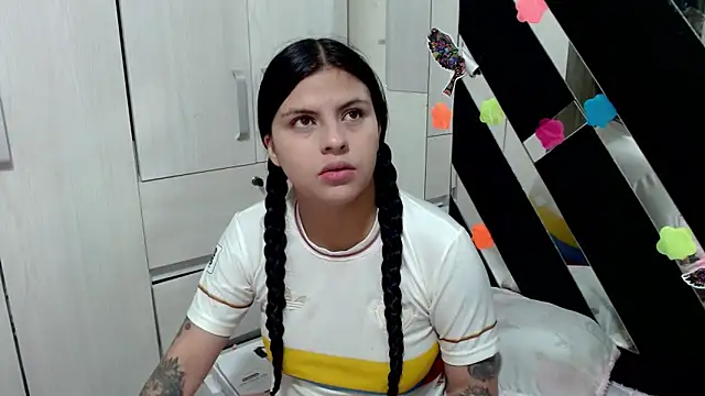 katery wok11 online show from October 24, 6:40 pm