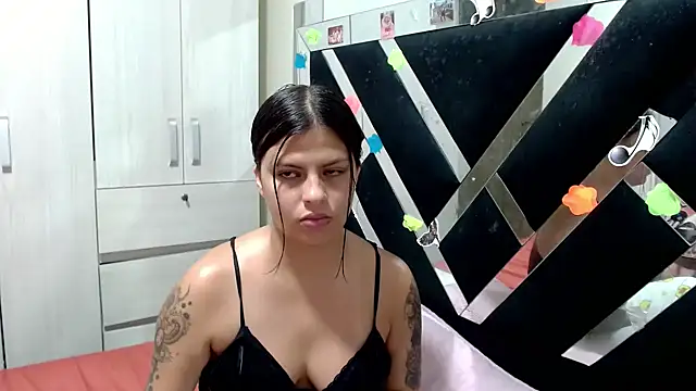 Snapshot of katery_wok11 chatting on June 10, 12:45 am katery wok11 online show from June 10, 12:45 am