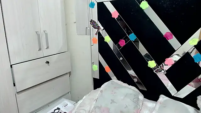 katery wok11 online show from October 30, 8:06 pm