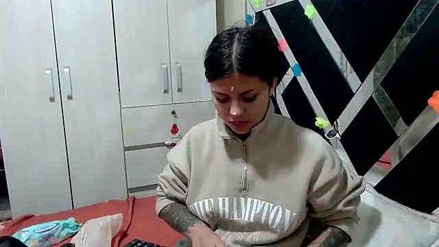 katery wok11 online show from April 27, 10:41 pm