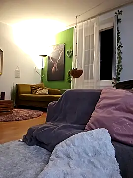 Snapshot of Mia_Railey chatting on December 9, 8:44 pm Mia Railey online show from December 9, 8:44 pm