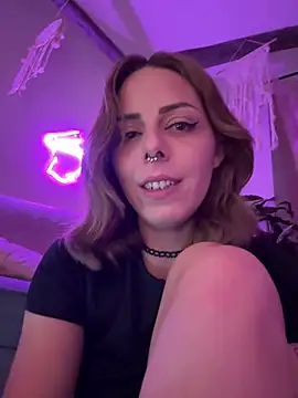 Mia Railey online show from November 1, 3:02 am