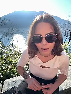 Mia Railey online show from February 5, 12:56 pm