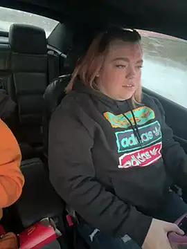 Snapshot of 6Cum_Slut_Velma9 chatting on December 22, 9:53 pm 6Cum Slut Velma9 online show from December 22, 9:53 pm