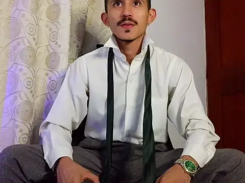HomeAloneK online show from May 4, 7:28 pm