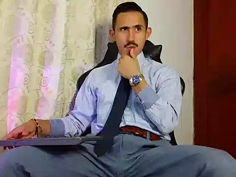 HomeAloneK online show from May 5, 7:39 pm