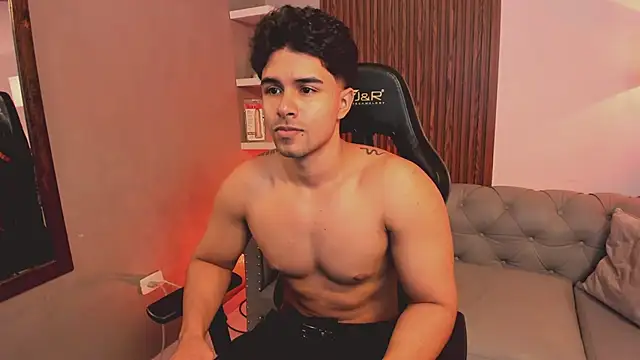 liam collins21 online show from January 15, 12:08 pm