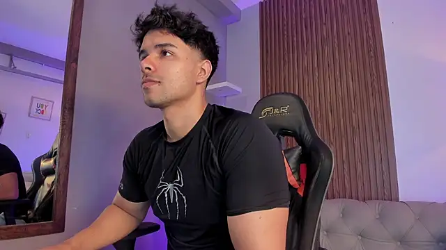 liam collins21 online show from January 8, 11:49 am