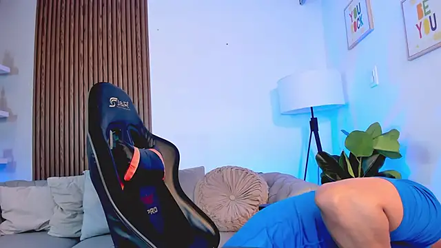 liam collins21 online show from November 11, 12:00 pm