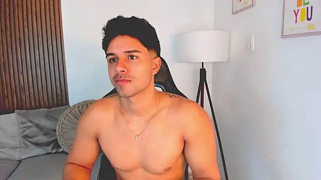 liam collins21 online show from October 11, 11:55 am