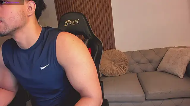 liam collins21 online show from March 24, 11:54 am