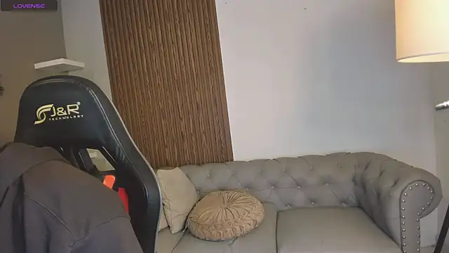 liam collins21 online show from April 14, 11:37 am