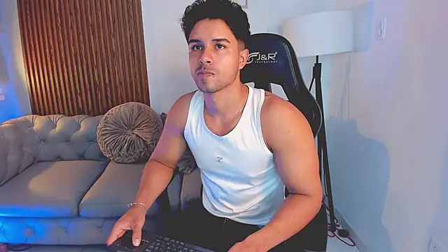 liam collins21 online show from October 24, 11:53 am