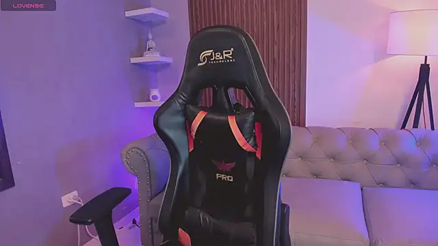 liam collins21 online show from January 9, 11:50 am