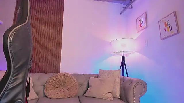 liam collins21 online show from February 5, 12:01 pm