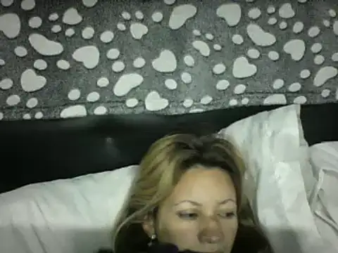 Paulita x3 online show from April 18, 10:50 am