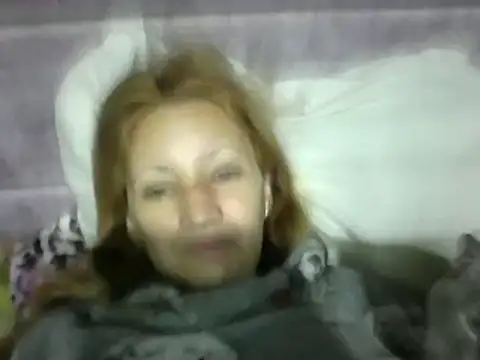 Snapshot of Paulita_x3 chatting on June 18, 10:20 am Paulita x3 online show from June 18, 10:20 am