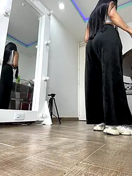 Lexa queen online show from December 5, 7:45 pm