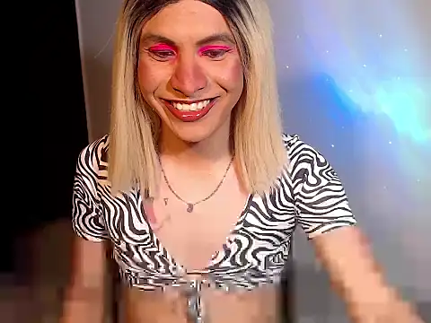 HugeDanex online show from November 18, 3:32 am