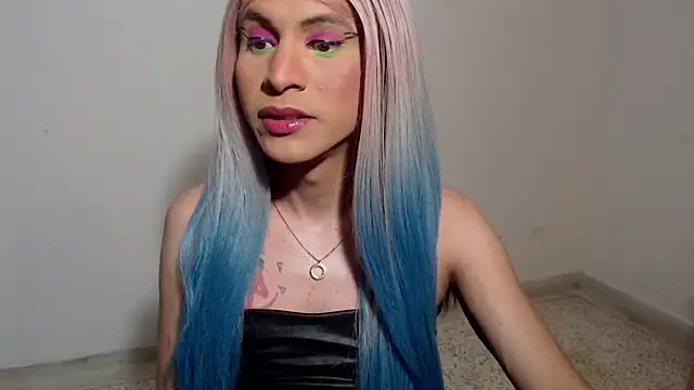 HugeDanex online show from December 4, 6:34 am