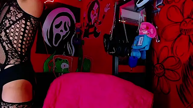 HugeDanex online show from February 19, 6:27 pm