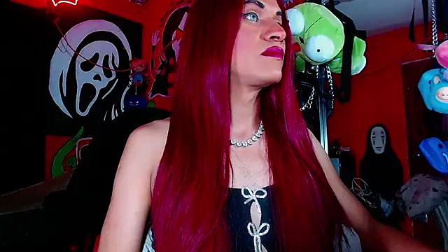 Snapshot of HugeDanex chatting on June 18, 8:47 pm HugeDanex online show from June 18, 8:47 pm