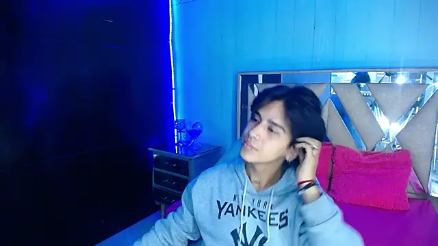 alex 477 online show from December 22, 11:32 am