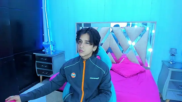 alex 477 online show from February 26, 11:43 am